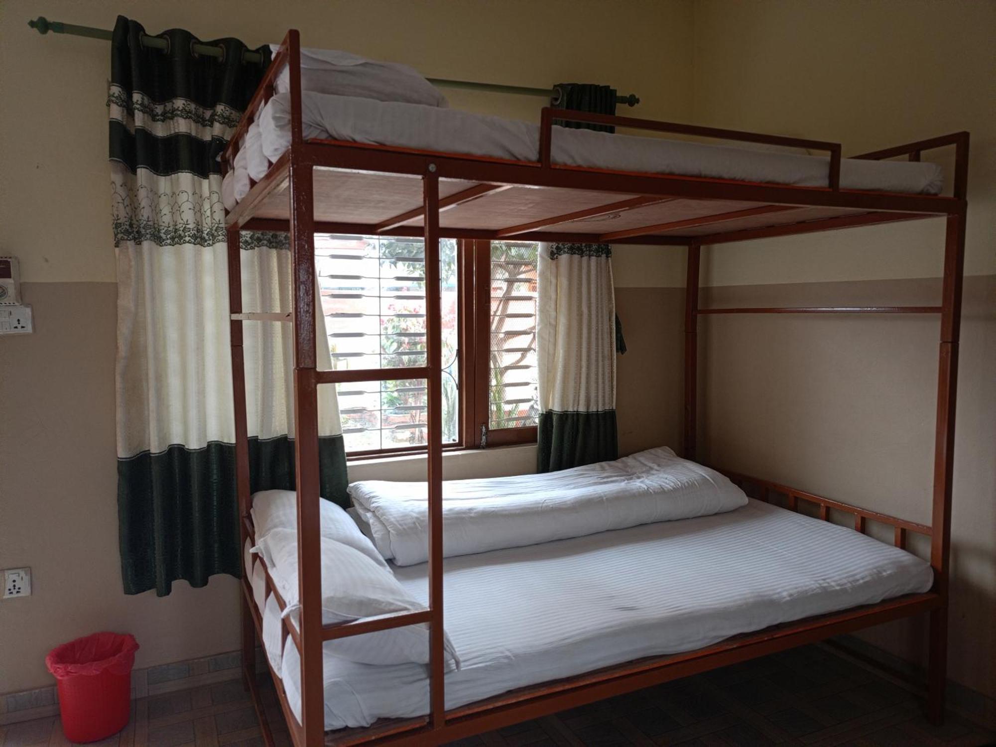 Pokhara Metro Eco Hotel Rom bilde