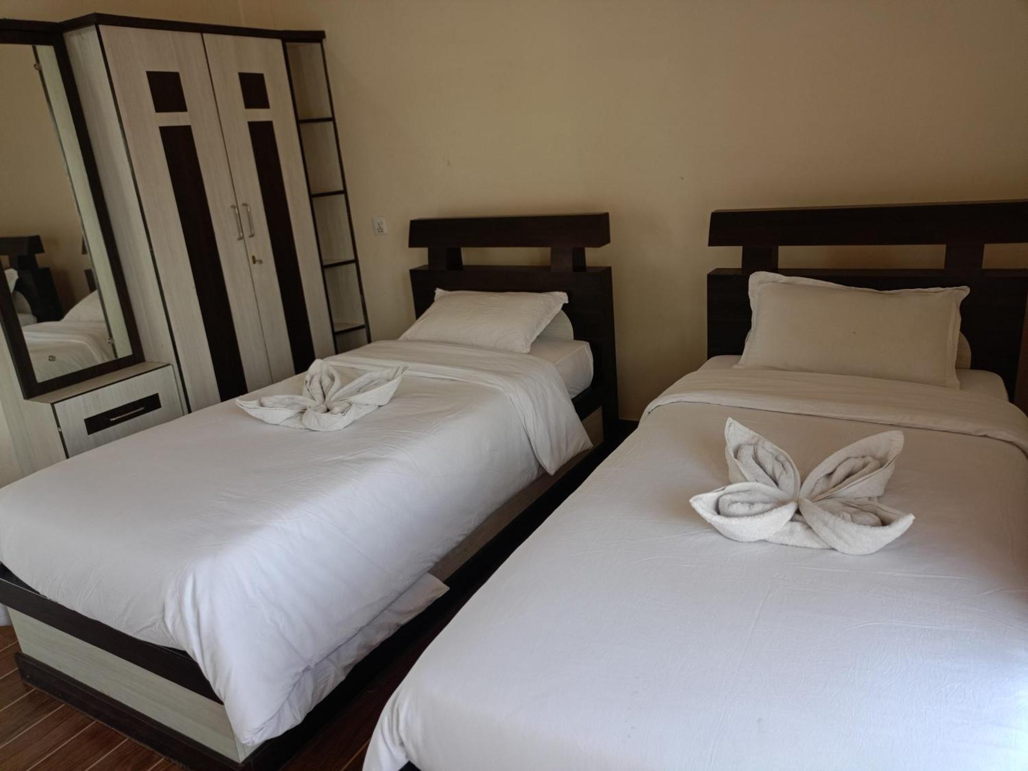 Pokhara Metro Eco Hotel Eksteriør bilde