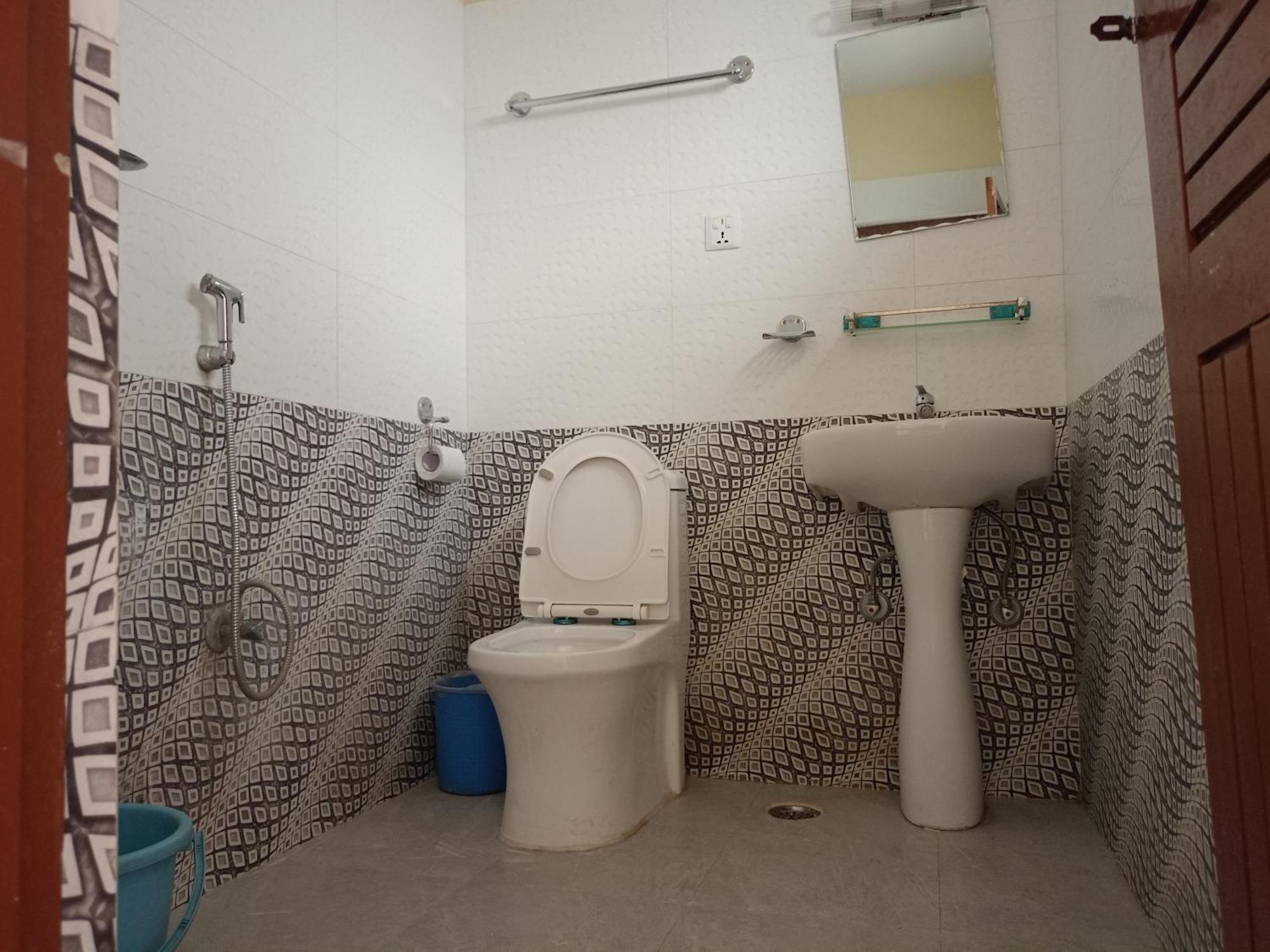 Pokhara Metro Eco Hotel Eksteriør bilde